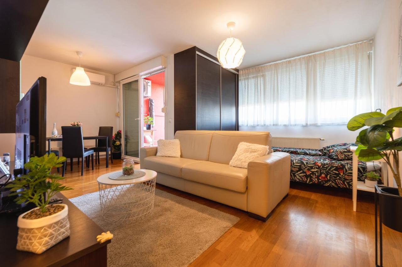 Flexible Selfcheckins 29 - Zagreb - Garage - Loggia - New - Apartments Repinc Екстер'єр фото