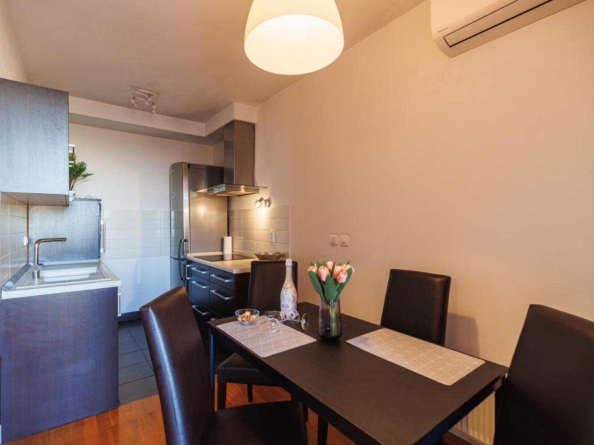 Flexible Selfcheckins 29 - Zagreb - Garage - Loggia - New - Apartments Repinc Екстер'єр фото